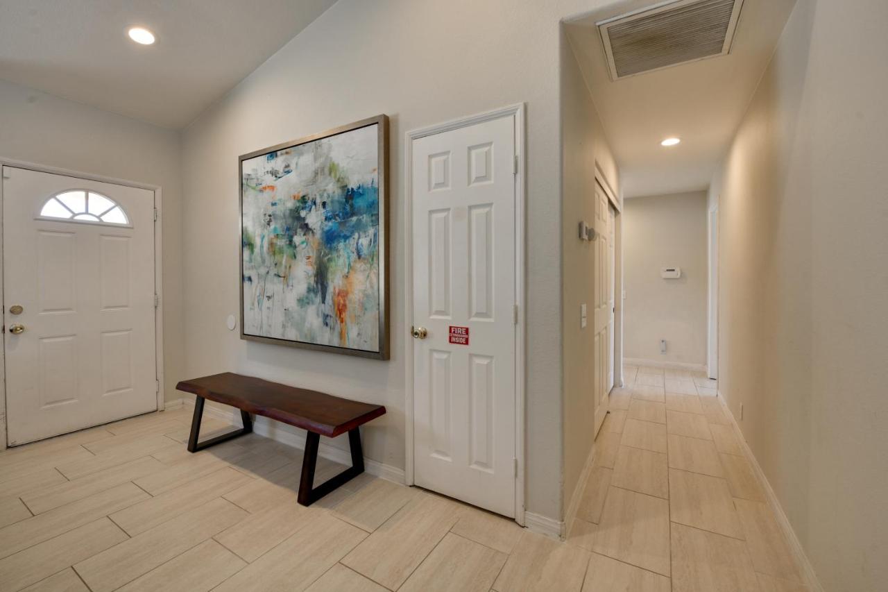 Updated Abode 22 Mi To Joshua Tree National Park! Morongo Valley Bagian luar foto