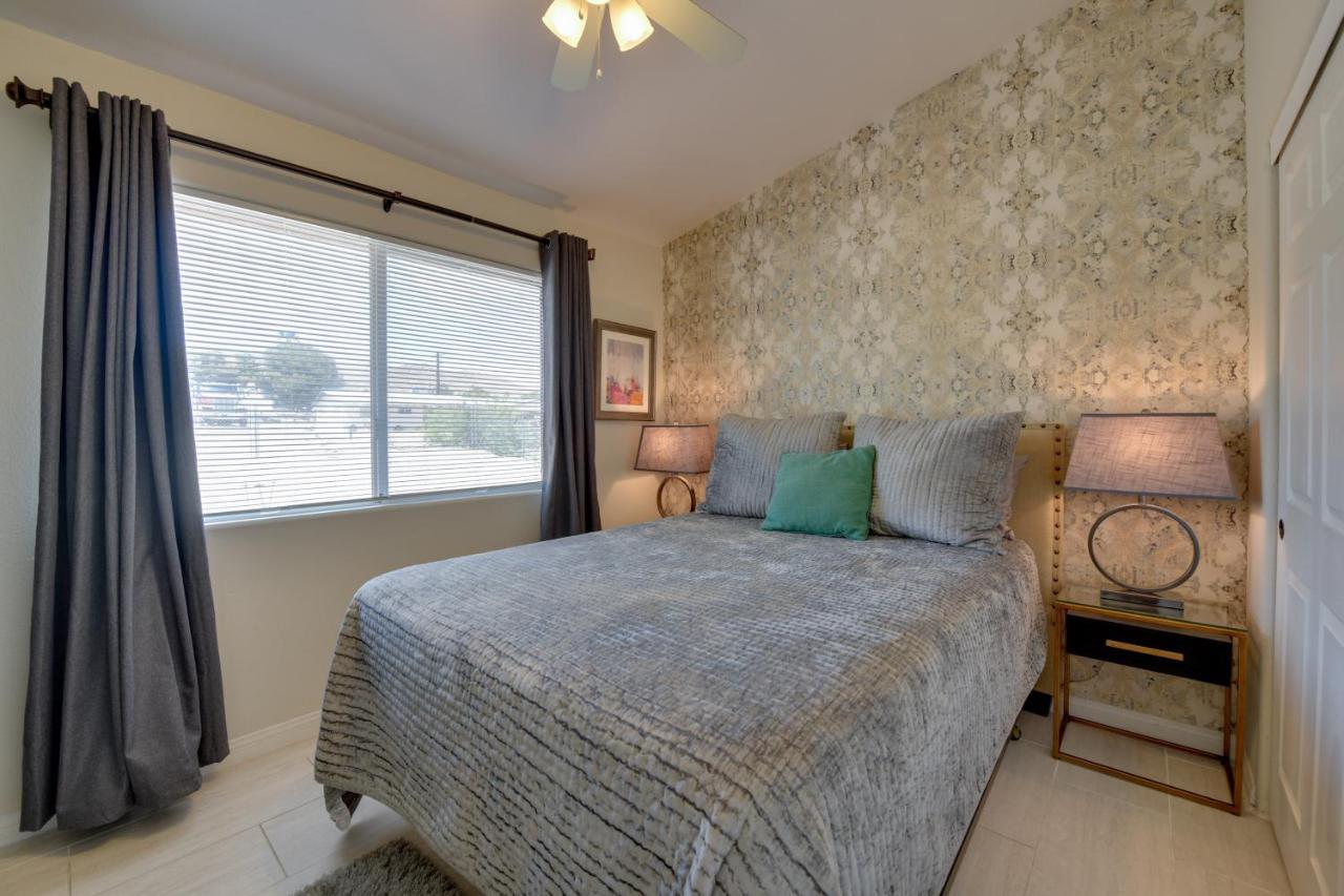 Updated Abode 22 Mi To Joshua Tree National Park! Morongo Valley Bagian luar foto
