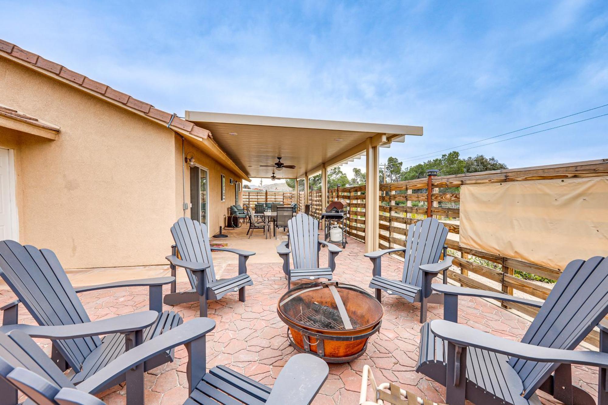 Updated Abode 22 Mi To Joshua Tree National Park! Morongo Valley Bagian luar foto