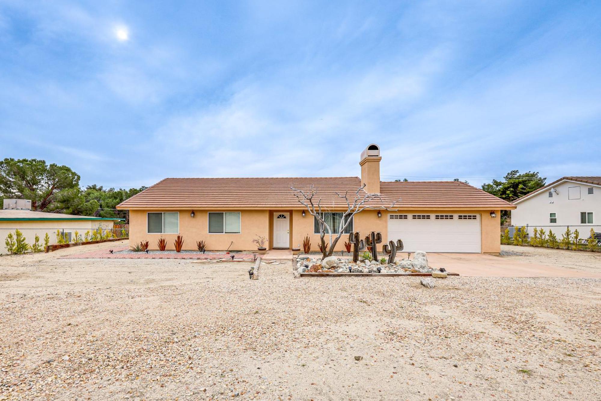 Updated Abode 22 Mi To Joshua Tree National Park! Morongo Valley Bagian luar foto