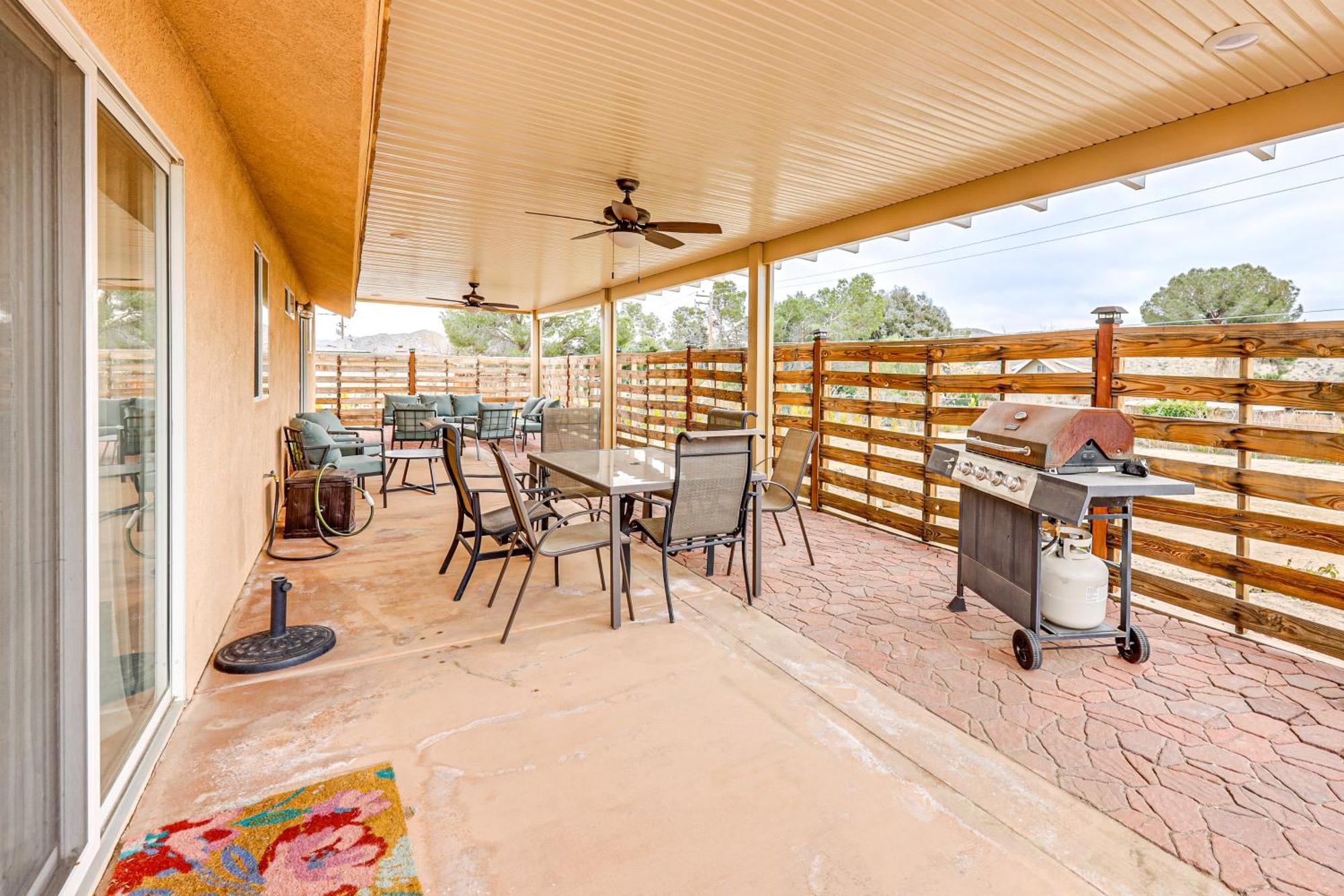 Updated Abode 22 Mi To Joshua Tree National Park! Morongo Valley Bagian luar foto
