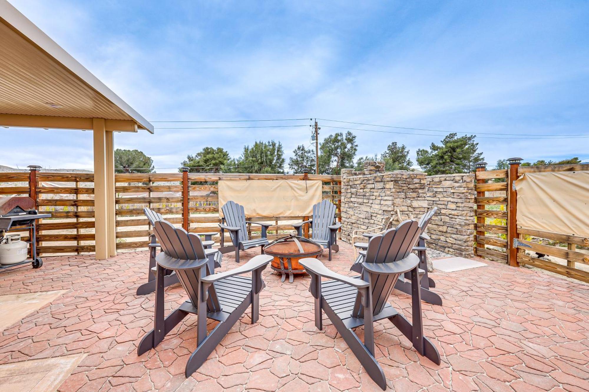 Updated Abode 22 Mi To Joshua Tree National Park! Morongo Valley Bagian luar foto