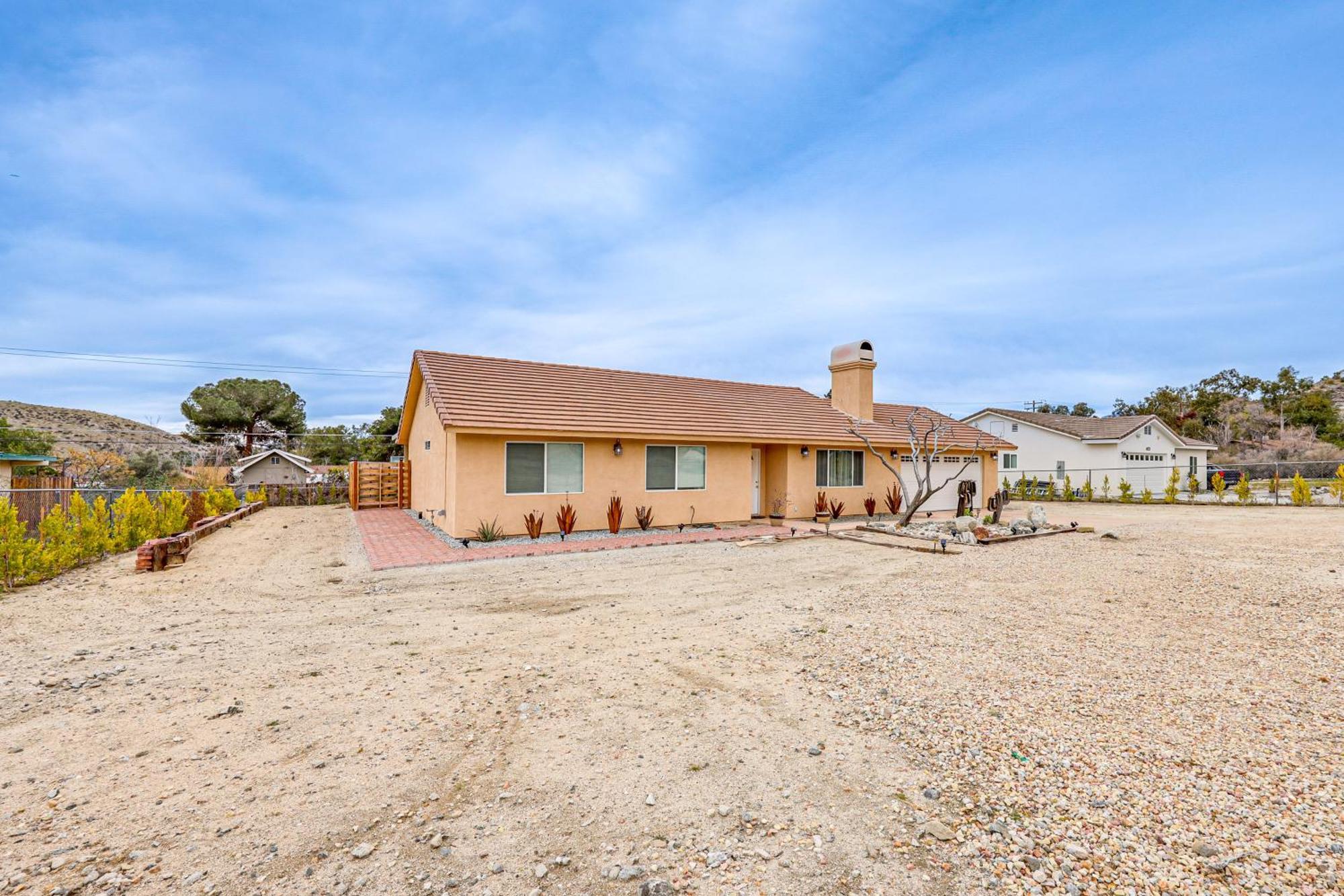 Updated Abode 22 Mi To Joshua Tree National Park! Morongo Valley Bagian luar foto